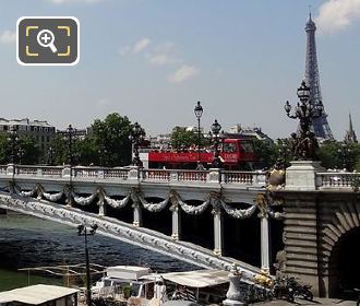 Les Car Rouges on the Pont Alexandre III