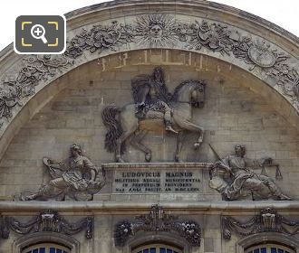 Arched pediment at Les Invalides