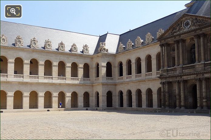 Les Invalides courtyard South East corner