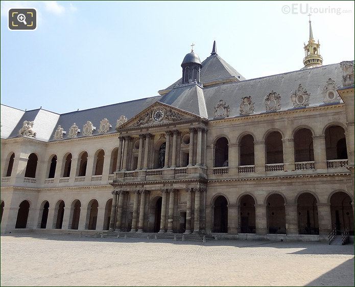 Les Invalides Cour d'Honneur South side