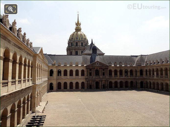 Les Invalides and military courtyard