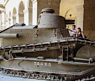 Les Invalides WWI Tank