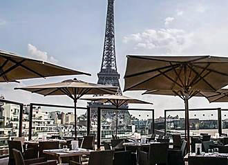 Les Ombres restaurant roof terrace