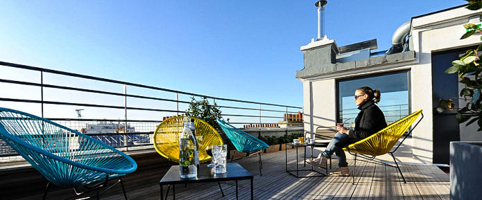 Les Piaules Hostel terrace