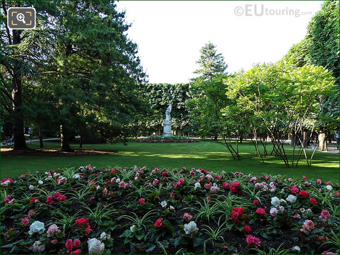 South view in Jardin du Luxembourg East garden area