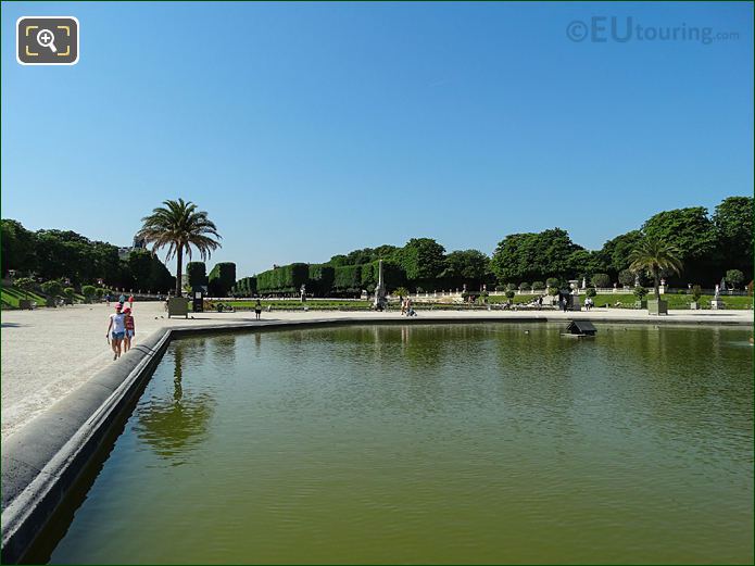 South view of Grand Basin East side in Jardin du Luxembourg