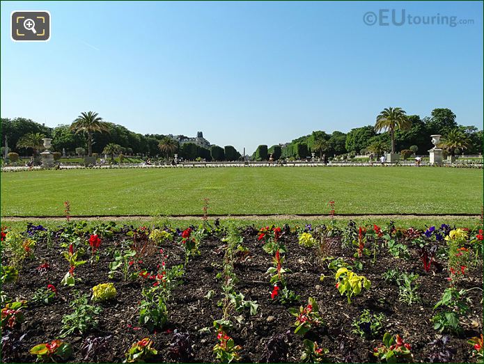 Jardin du Luxembourg central garden looking South