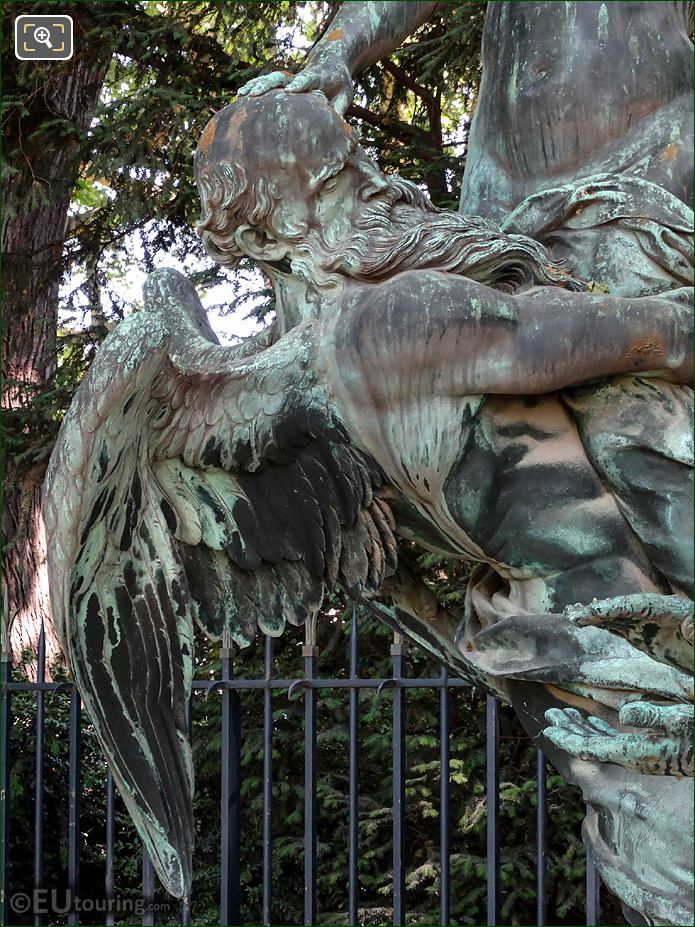 Jardin du Luxembourg N side allegory statue Time Lifting Up Glory