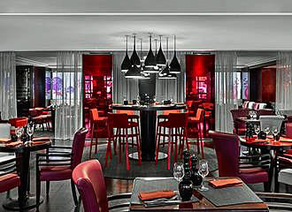 Ma Chere et Tendre steakhouse seating