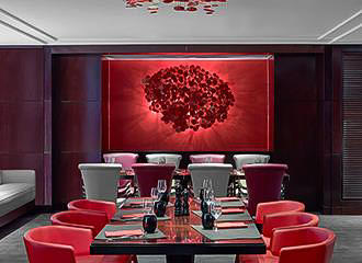 Ma Chere et Tendre steakhouse decor