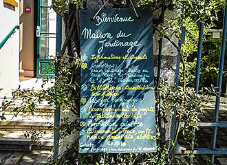 Maison du Jardinage information board