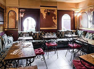 Mansouria Restaurant Tables