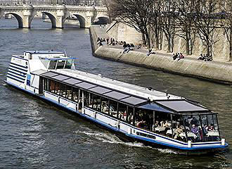 Marina de Paris boat cruise