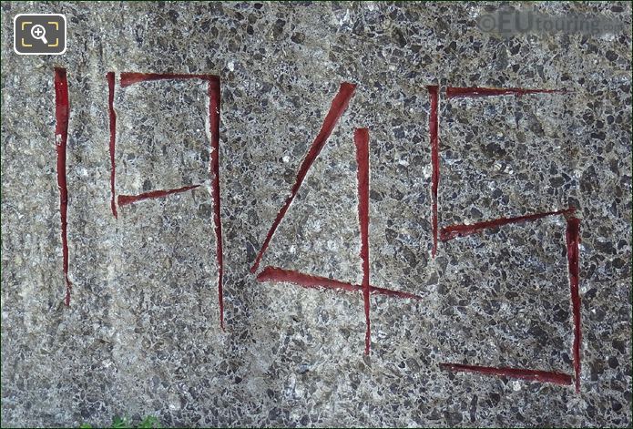 1945 red etched on wall at Memorial des Martyrs de la Deportation