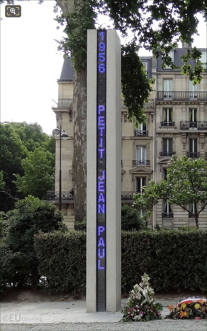 Memorial National de la Guerre d'Algerie 5 metre high column