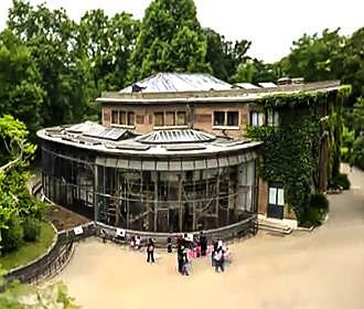 Menagerie Zoo Historique de Paris in Jardin des Plantes