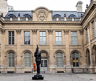 Musee d’Art et d’Histoire du Judaisme facade