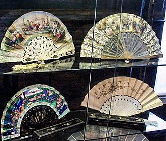 Display of fans inside Musee de l’Eventail