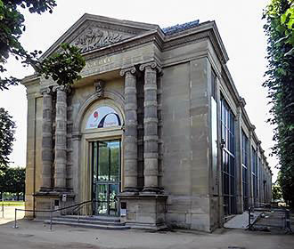 Musee de l’Orangerie entrance