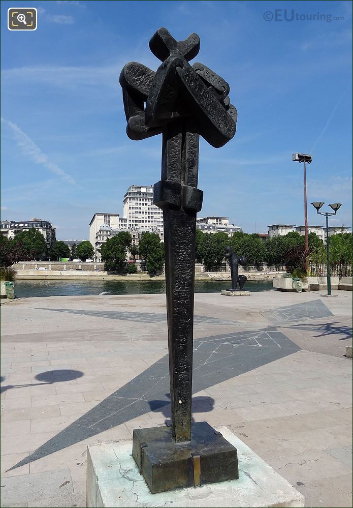 Bronze sculpture by Sorel Etrog