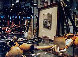 Antique pipes at Musee du Fumeur