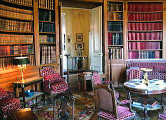 Libary in Musee Nissim de Camondo