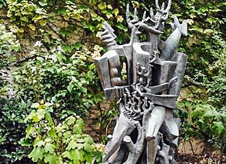 Sculpture in garden at Musee Zadkine