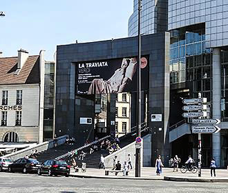 Steps and entance for Opera Bastille