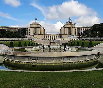 Palais de Chaillot south facade