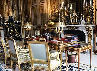 Salon Dore inside Palais de l’Elysee