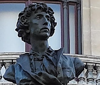 Charles Garnier Statue