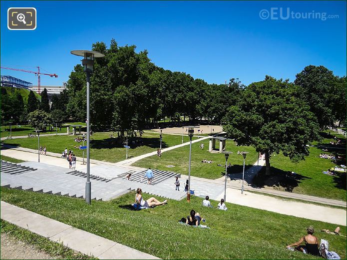 Les Grandes Pelouses Bercy Park