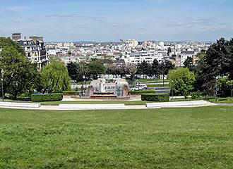 Parc de la Butte du Chapeau Rouge views of Paris