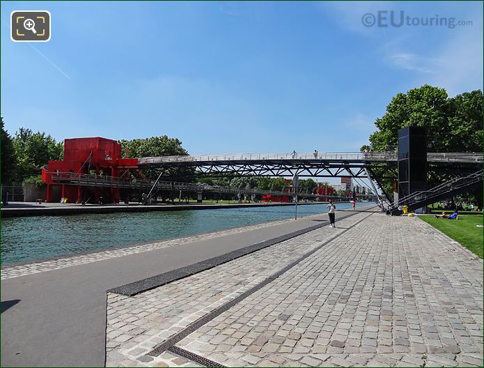 Allee du Canal Parc de la Villette