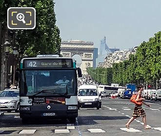 Paris RATP bus Avenue des Champs-Elysees