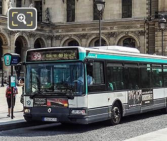 Paris RATP bus The Louvre museum