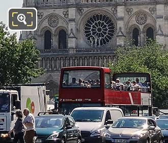 Paris tour bus Notre Dame