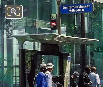 Paris RATP bus 88 stop Gare Denfert-Rochereau