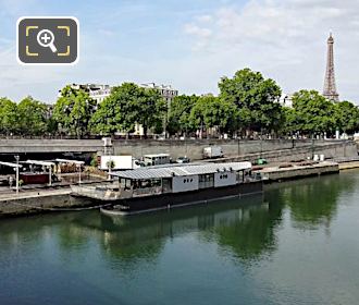 Bistrot Alexandre III moored on Quai d'Orsay