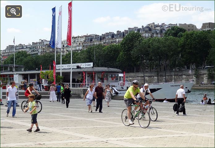 Port de Suffren Paris