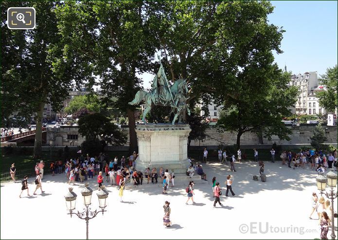 Notre Dame and Charlemagne Statue