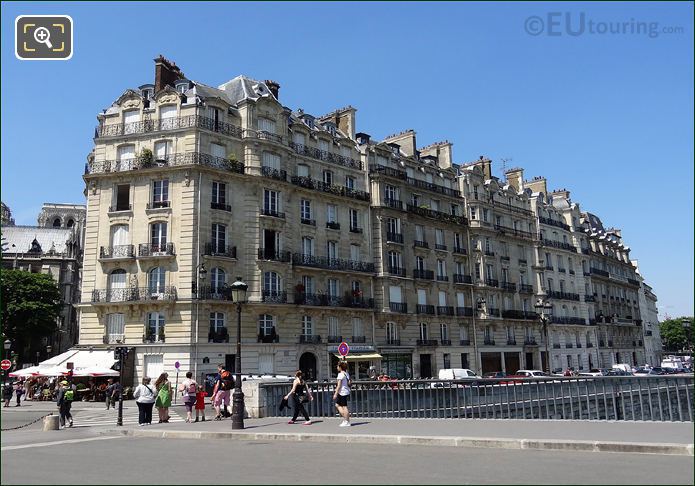 Esmeralda Cafe on Ile de la Cite