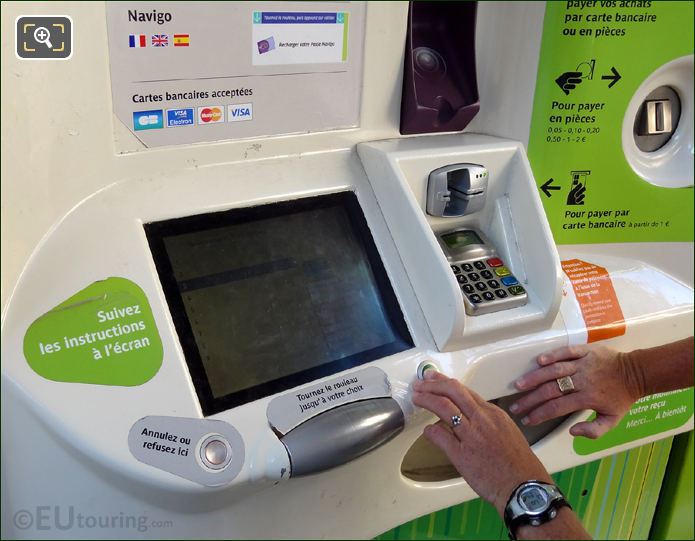 Paris Metro ticket machine