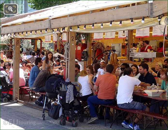 River Seine al fresco dining