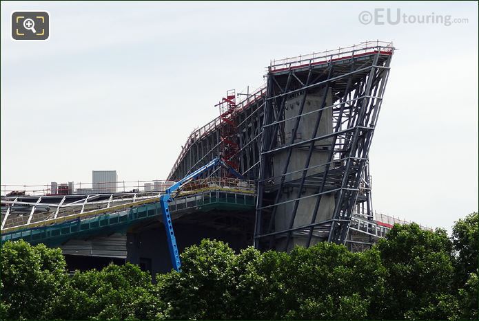 Modern building work Paris 2014