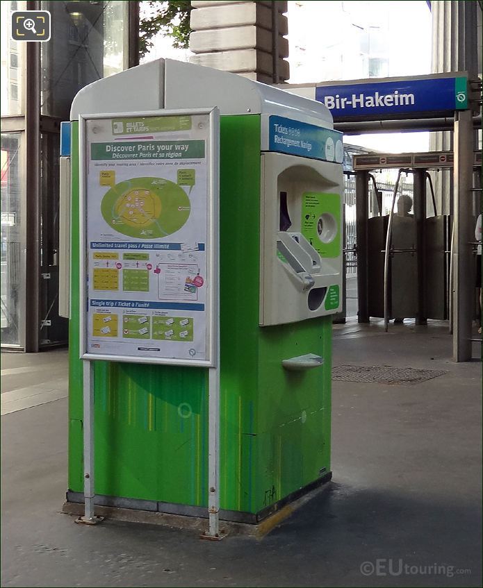 Paris Metro automated ticket machine