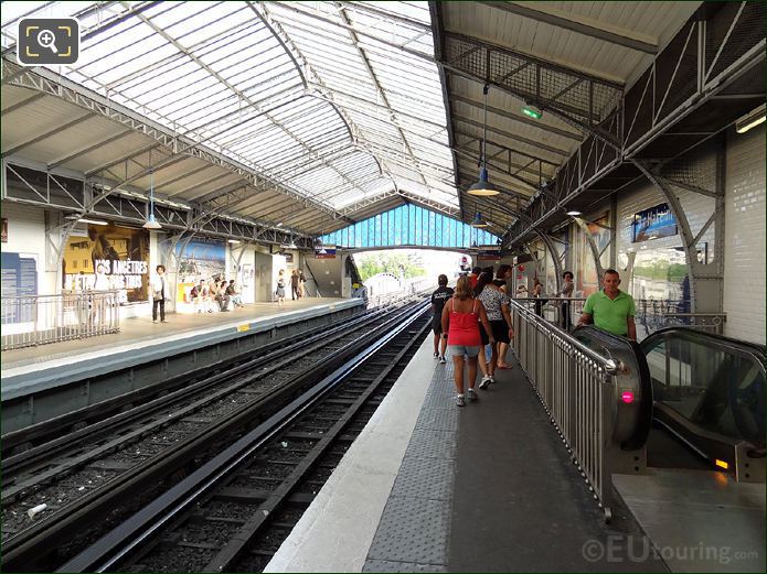 Paris Metro dtation and platform with glass roof