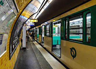 Paris Metro transport system
