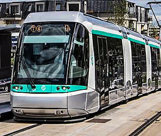 Paris tramway line T6