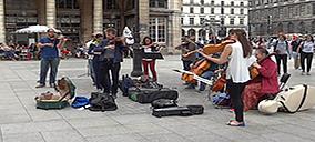 Video Paris Orchestra performance